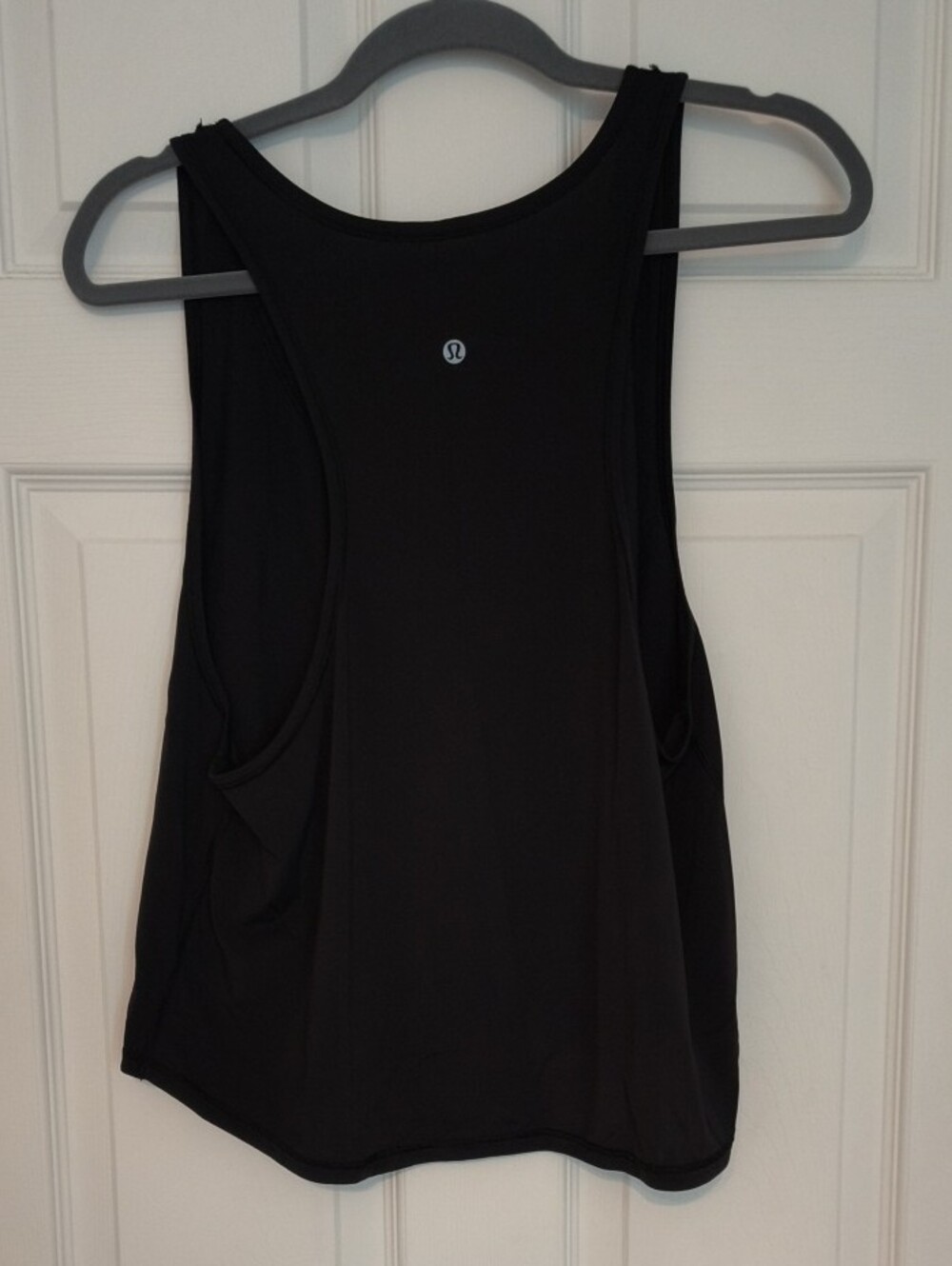 Lululemon Black Women’s Tank Top - Picture 2 of 5
